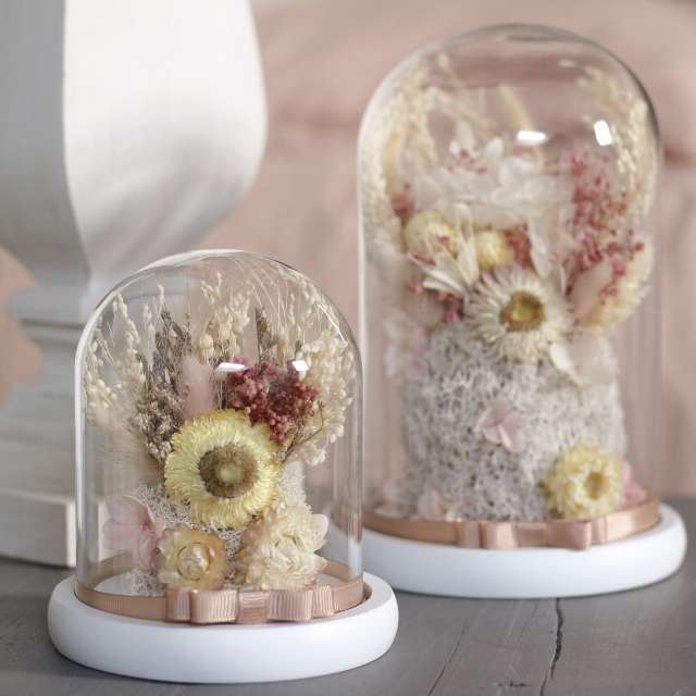 Cloche en verre Esprit Charme et Fleurs séchées Déco Maison Romantique
